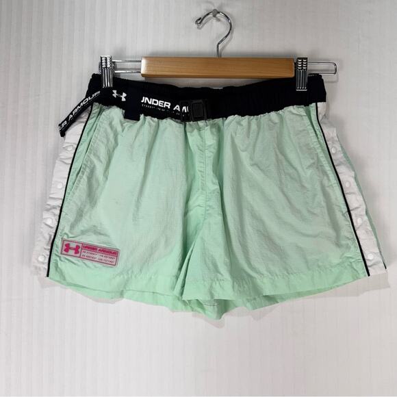 Under Armour UA Summit Woven Mint Green Tech Shorts Women's Medium Lightweight - Picture 1 of 7